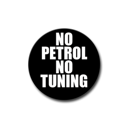 badge epingle no petrol no tuning humour potache humour noir